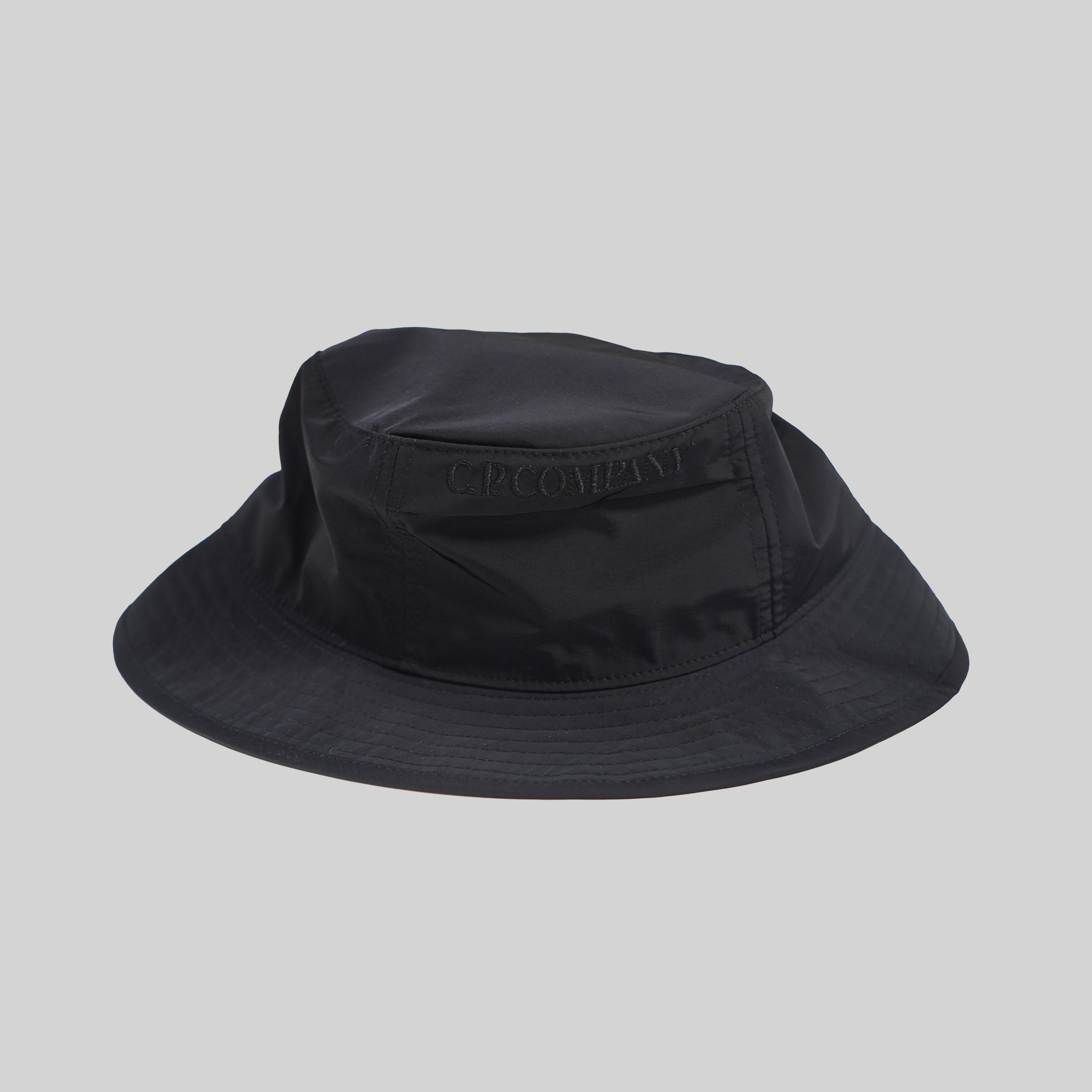 C.P. Company Black Bucket Hat Chrome-R