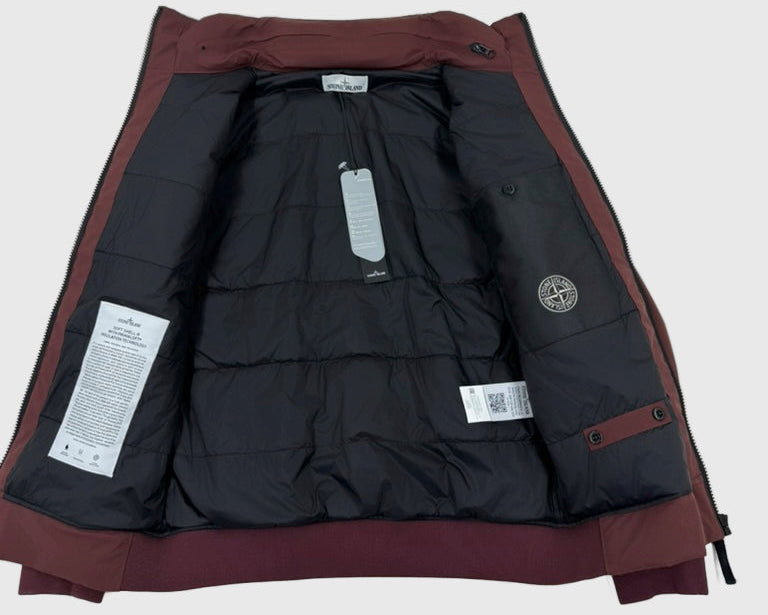 Stone Island Soft Shell-R PrimalOft Jacket Burgundy Size Small - front view